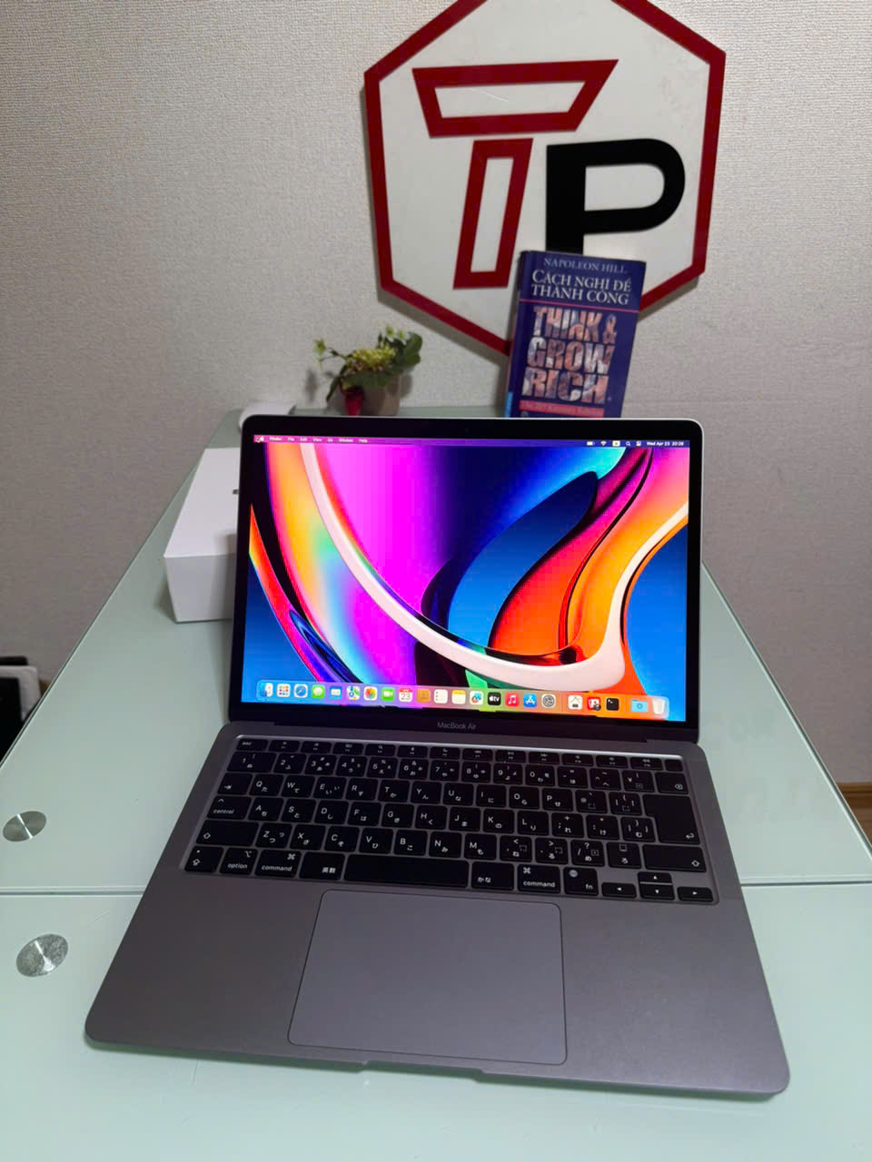 Macbook Air 2020 Grey FullBox / Apple M1 / RAM 8GB / SSD